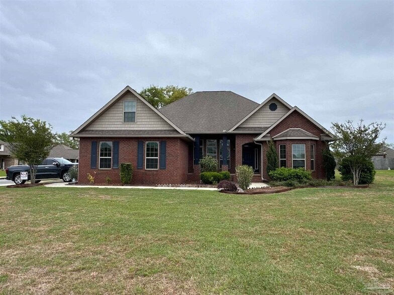 4137 Tamworth Ct in Pace, FL - Foto de edificio