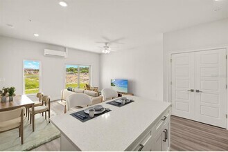 14987 SUNSET EVE Loop in Ft. Myers, FL - Building Photo - Building Photo