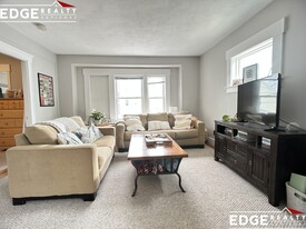 30 Hobson St, Unit 2 in Boston, MA - Building Photo