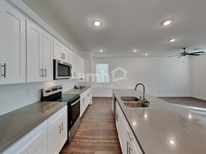 3360 Blodwen St in Las Vegas, NV - Building Photo - Building Photo