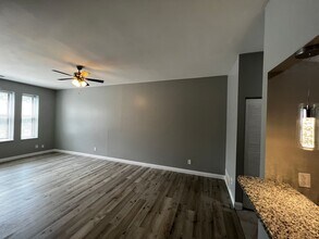 629 Clara Ave in St. Louis, MO - Building Photo - Building Photo