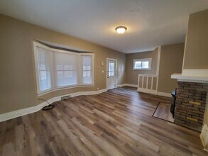 506 Denver St in Waterloo, IA - Building Photo - Building Photo