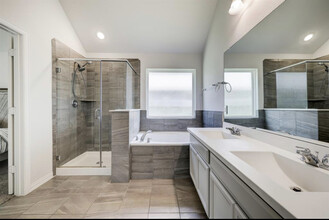 6807 Northchester Dr in Katy, TX - Building Photo - Building Photo