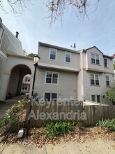 5822 Bridgetown Ct in Burke Centre, VA - Building Photo - Building Photo