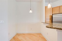 799 Hammond Dr photo'