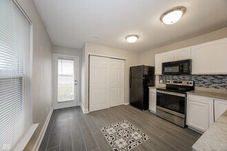 8431 Sansa St in Indianapolis, IN - Building Photo - Building Photo