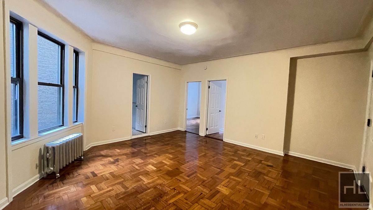West 55th Street in New York, NY - Building Photo
