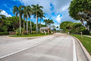 7828 Dorchester Rd in Boynton Beach, FL - Building Photo