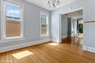 3241 N Kenmore Ave in Chicago, IL - Building Photo - Building Photo