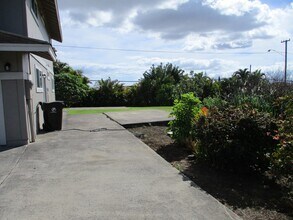 15 N Hiena Pl in Makawao, HI - Foto de edificio - Building Photo