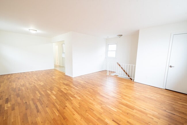 6219 Polk St in West New York, NJ - Building Photo - Building Photo