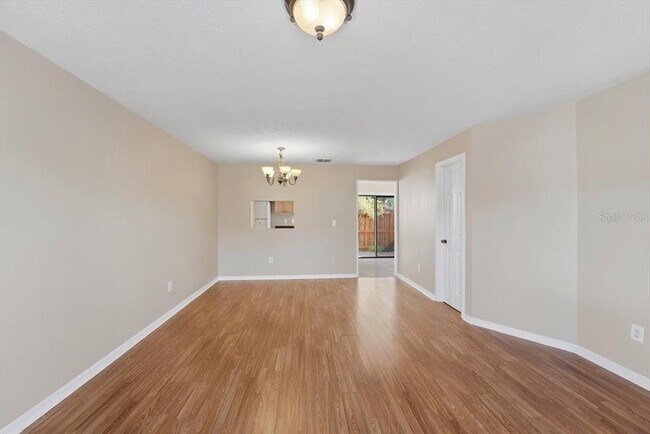 1645 Sandy Point Square in Orlando, FL - Building Photo - Building Photo