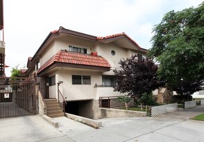 512 W Stocker St in Glendale, CA - Building Photo