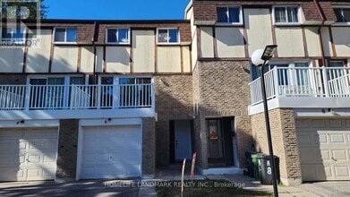 44 Chester Le Blvd in Toronto, ON - Building Photo - Building Photo