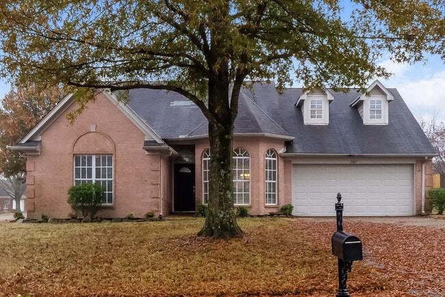 property at 2885 Rutherford Dr