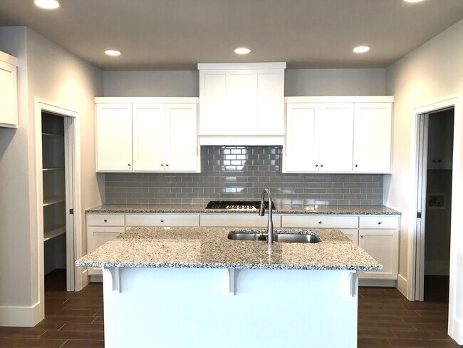 2304 SW Hampton Ave in Bentonville, AR - Building Photo - Building Photo