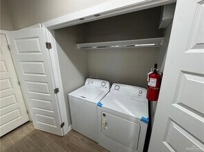 311 W Campeche Ave, Unit 2 in Alton, TX - Building Photo - Building Photo