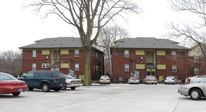 VILLAGE AT FALL CREEK in Indianapolis, IN - Building Photo - Building Photo