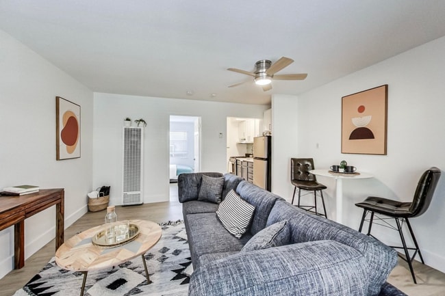 property at 1135 E 18th St