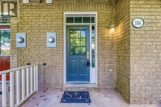 186 Gatwick Dr in Oakville, ON - Building Photo - Building Photo