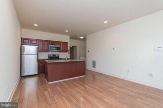 1903 N 7th St in Philadelphia, PA - Building Photo - Building Photo