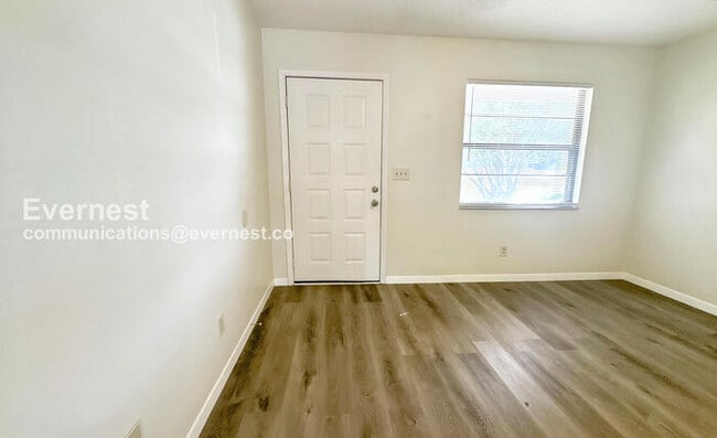 2901 Bay View Dr in Safety Harbor, FL - Building Photo - Building Photo