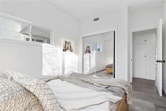 5942 Graves Ave in Los Angeles, CA - Building Photo - Building Photo