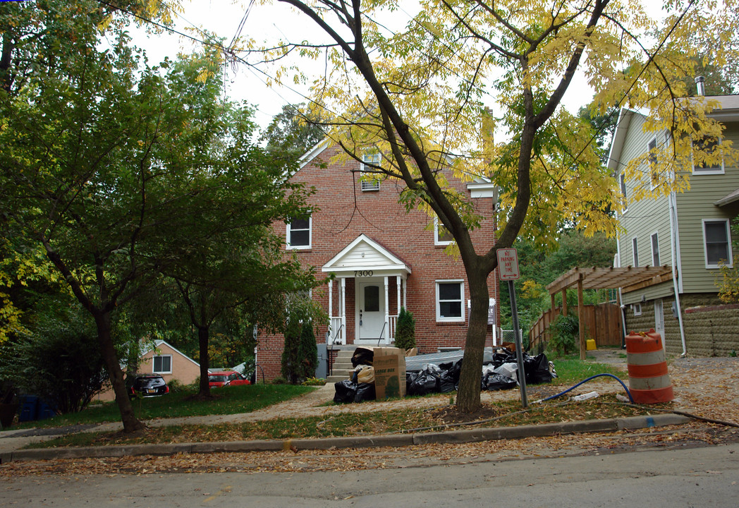 7300 Flower Ave in Takoma Park, MD - Building Photo