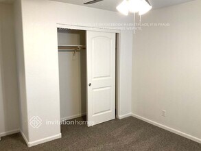 1543 S Sinova Ave in Gilbert, AZ - Building Photo - Building Photo