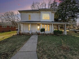 6801 Lexington Ave in Lincoln, NE - Building Photo