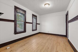 2128 W Wells St in Milwaukee, WI - Building Photo - Building Photo