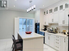 191 Milliken Meadows Dr in Markham, ON - Building Photo - Building Photo