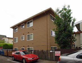 1111 NW 56th St in Seattle, WA - Foto de edificio - Building Photo