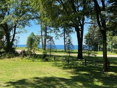 3995 Lake Forest Path in Stevensville, MI - Building Photo - Building Photo