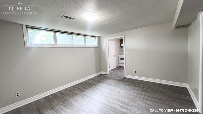 property at 9 Sherwood Cres