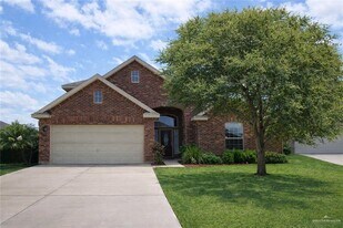 15 El Sendero Ct in Mission, TX - Building Photo