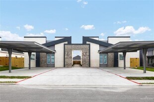 17 San Jose Dr in Mission, TX - Building Photo