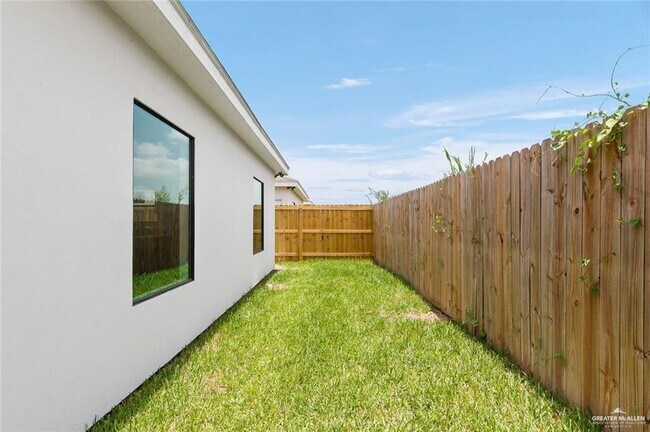2013 Stardust Ln in Edinburg, TX - Building Photo - Building Photo