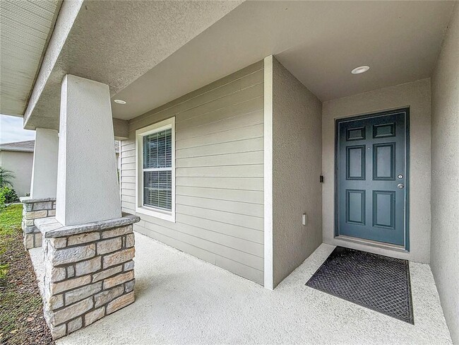 6945 Gideon Cir in Zephyrhills, FL - Building Photo - Building Photo