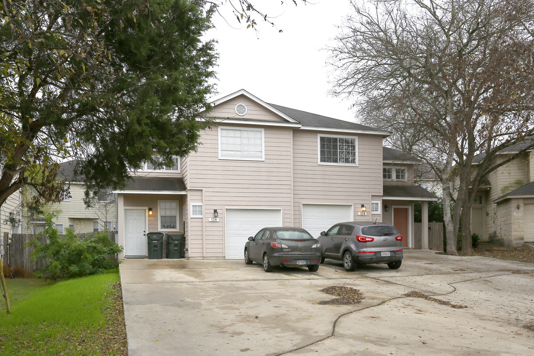 Sagewood Townhomes in San Marcos, TX - Building Photo