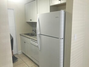 911 SW 5th Ave in Gainesville, FL - Building Photo - Building Photo