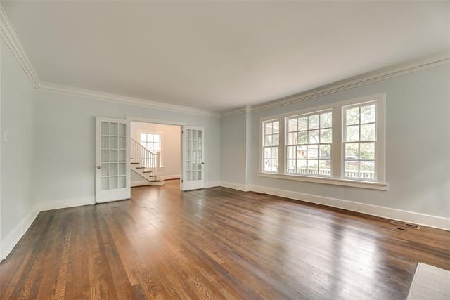 property at 3303 Drexel Dr