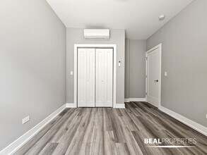 3943 N Janssen Ave in Chicago, IL - Building Photo - Building Photo