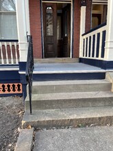 1304 Liverpool St, Unit 2 in Pittsburgh, PA - Building Photo - Building Photo