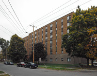 Raymond Watkin Apartments in Saratoga Springs, NY - Building Photo - Building Photo