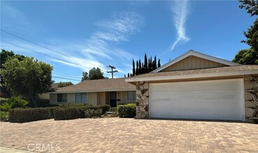 1884 N Cambridge St in Orange, CA - Building Photo - Building Photo