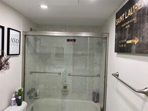 3031 NE 51st St in Fort Lauderdale, FL - Building Photo - Building Photo