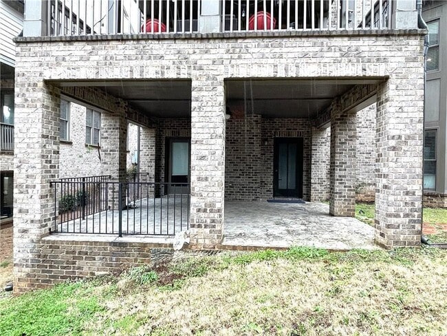 3816 Chamblee Dunwoody Rd in Atlanta, GA - Building Photo - Building Photo