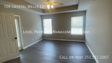 706 Crystal Wells Ct N in Fairhope, AL - Building Photo - Building Photo