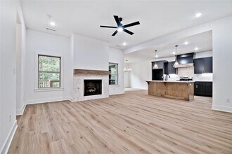 1 Pagham Ln in Bella Vista, AR - Building Photo - Building Photo